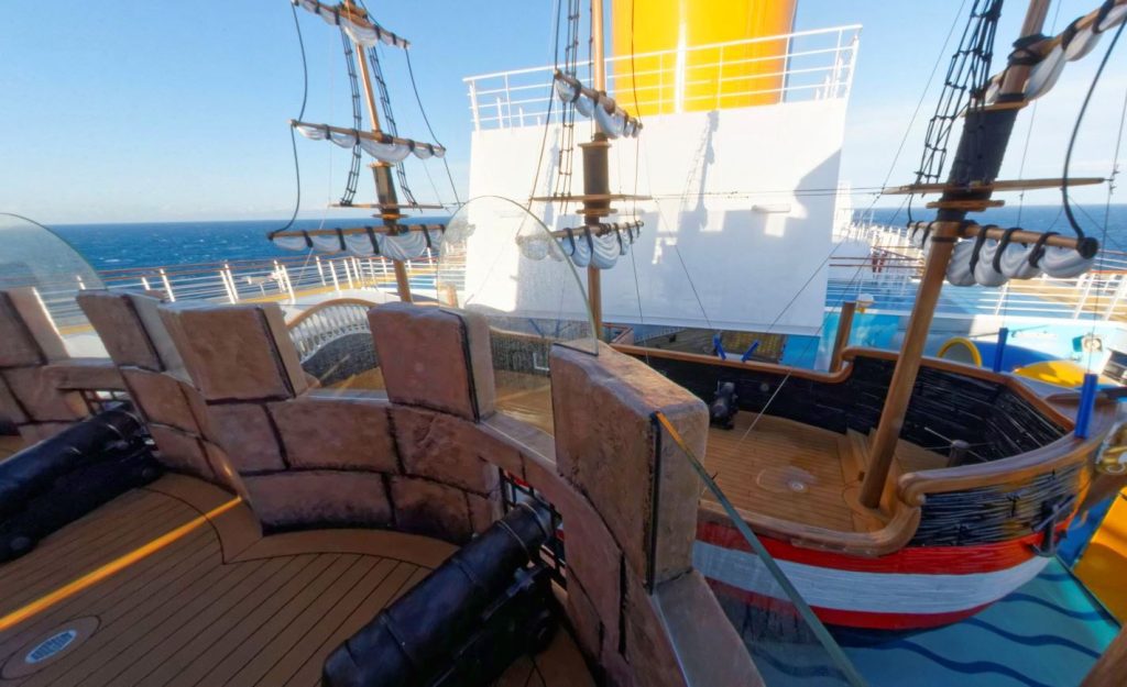 Costa Diadema Squok Club Teens Zone