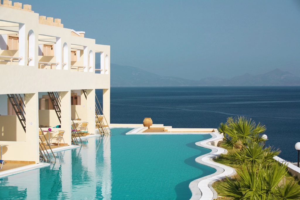 1-mitsis-kos-familyvillage-sharingpool
