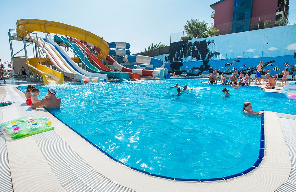Sea-Planet-Pool-15