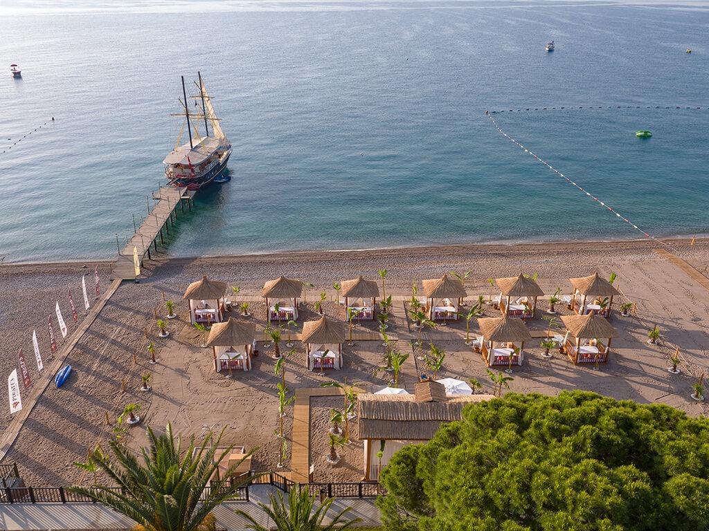 pirates-beach-3