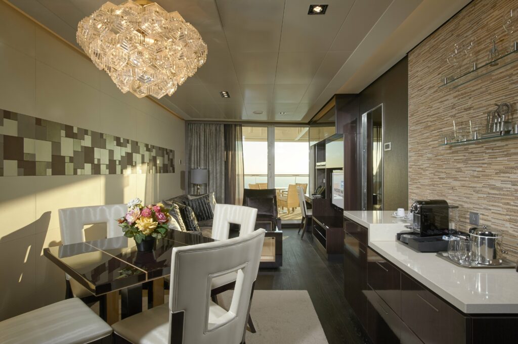 norwegianescape-thehavenowner039ssuite