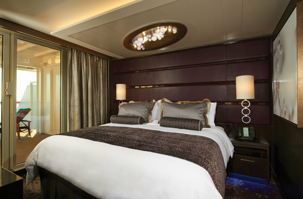 norwegianescape-thehavenowner039ssuitebedroom